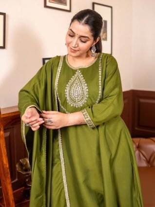 Anarkali Kurta and Pant Dupatta Set