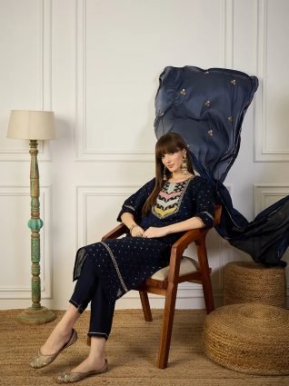 Blue Embroidered Chanderi Silk Kurta Set with Embroidered Dupatta