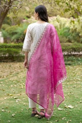 Chanderi Silk Blend Kurta Set
