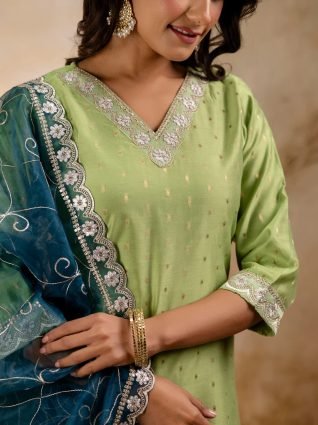 Chitralekha Chanderi Silk Blend Kurta Set