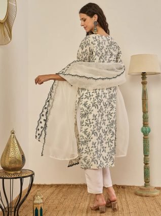 Cream Silk Blend Kurta with Trousers   Dupatta Suits