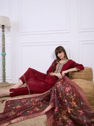 Elegant Silk Blend Kurta Set with Beaded Embroidered Design   Organza Dupatta