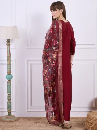 Elegant Silk Blend Kurta Set with Beaded Embroidered Design   Organza Dupatta