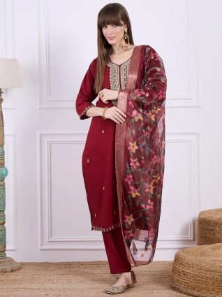 Elegant Silk Blend Kurta Set with Beaded Embroidered Design   Organza Dupatta