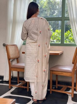 Embroidered Chanderi Silk Kurta Set with Embroidered Dupatta