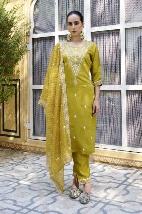 Embroidered Silk Blend Straight Suit With Dupatta