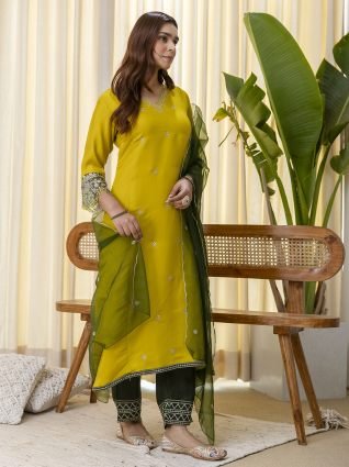 Embroidred Kurta Sets with Sequins Work Women Suits