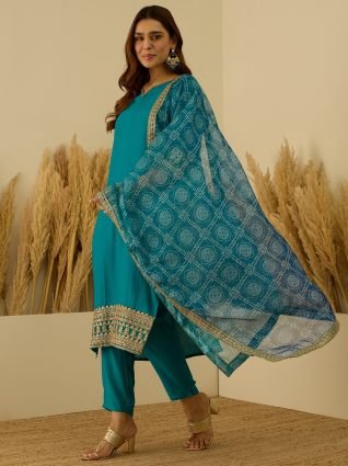 Kurta and Pant Dupatta Sets Silk Blend Fabrics with Embroidery
