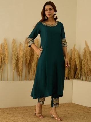 Kurta and Pant Dupatta Sets Silk Blend Fabrics with Embroidery
