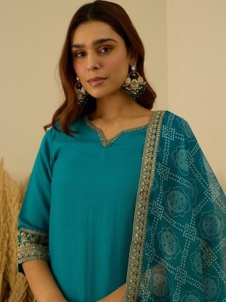 Kurta and Pant Dupatta Sets Silk Blend Fabrics with Embroidery