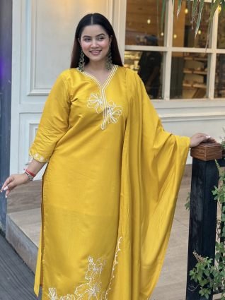 Kurta and Pant Dupatta Sets Silk Blend Fabrics with Embroidery