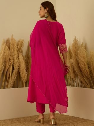 Kurta and Pant Dupatta Sets Silk Blend Fabrics with Embroidery