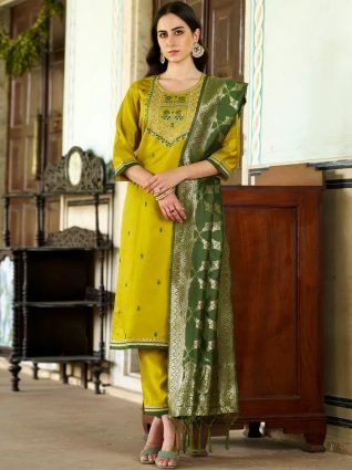 Lemon Silk Blend Kurta With Dupatta Set