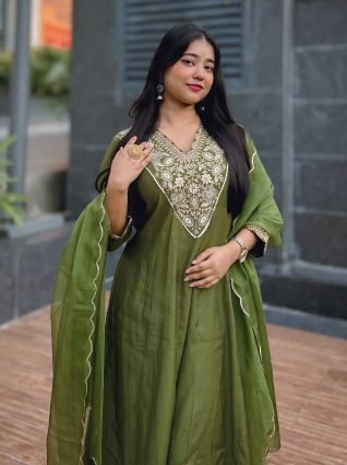 Mehndi Embroidered Silk Blend Anarkali Suit Set With Dupatta