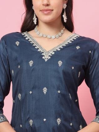 Midnight Teal Embroidered Kurta Pant Set with Organza Dupatta