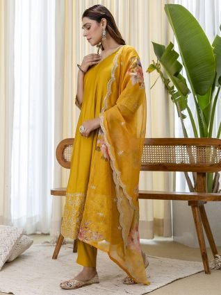 Musterd Silk Blend Straight Kurta Set with Sheer Printed Dupatta