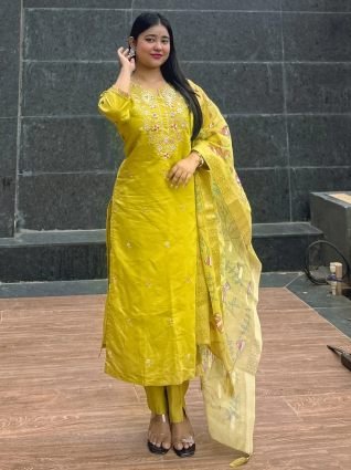 Parrot green Kurta and Pant Dupatta Set