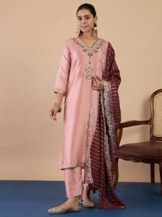 Peach Women s Designer Kurta Pant Set Premium Pattern Collection