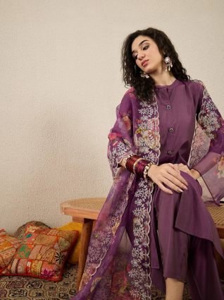 Purple Silk Blend Women Ethnic Suit Sets