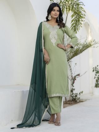 Silk Blend Women Kurta Pant with Dupatta Sets With Embroidery