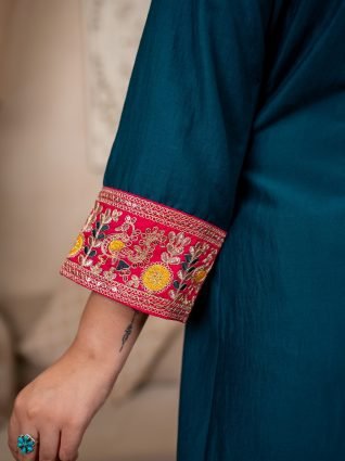 Stylish Anarkali Kurta Set Ready to Wear Soft Silk Fabric with Embroidered Dupatta Tailored Fit