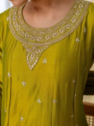 Stylish Anarkali Kurta Set Ready to Wear Soft Silk Fabric with Embroidered Dupatta Tailored Fit