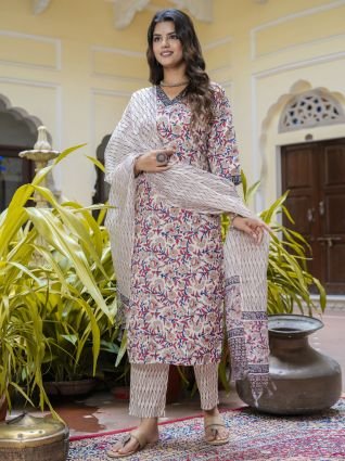 Women Cotton Blend Kurta Pant Dupatta Set