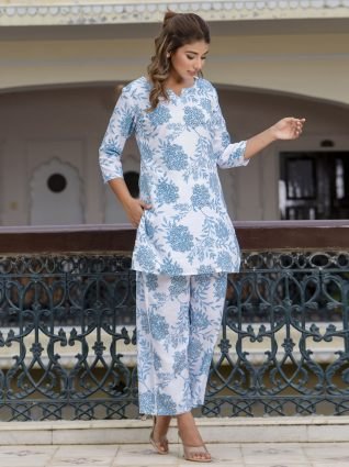 Women Cotton Blend Kurta Pant  Set