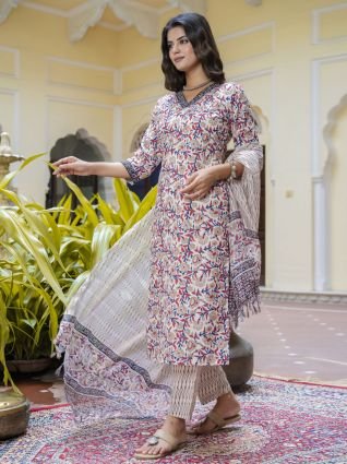 Women Cotton Blend Kurta Pant Dupatta Set