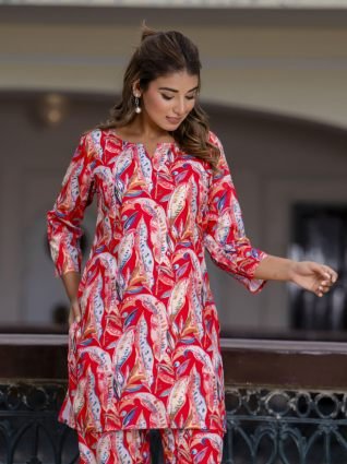 Women Cotton Blend Kurta Pant  Set