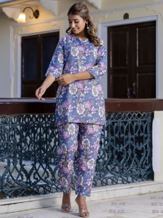 Women Cotton Blend Kurta Pant  Set