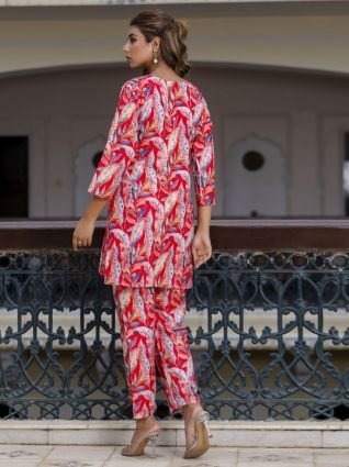 Women Cotton Blend Kurta Pant  Set