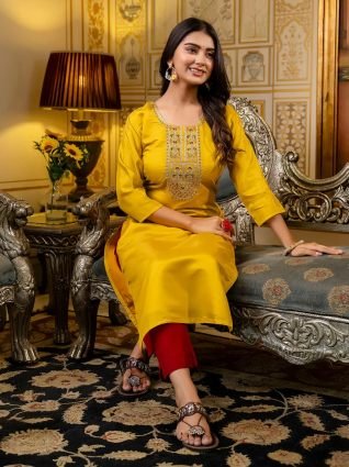 Women Embroidered shimmer Silk Blend Straight Kurta
