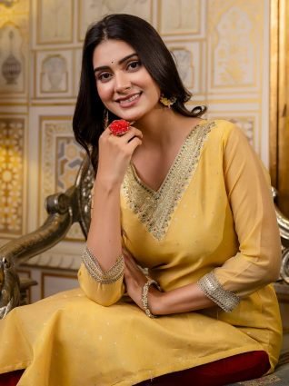 Women Embroidered Silk Blend Straight Kurta