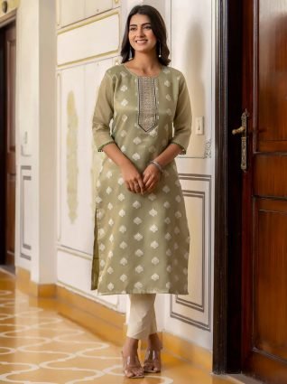 Women Embroidered Silk Blend Straight Kurta