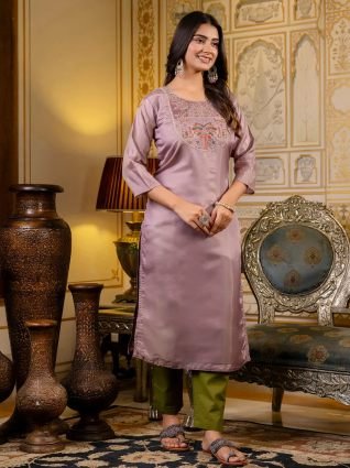 Women Embroidered Silk Blend Straight Kurta