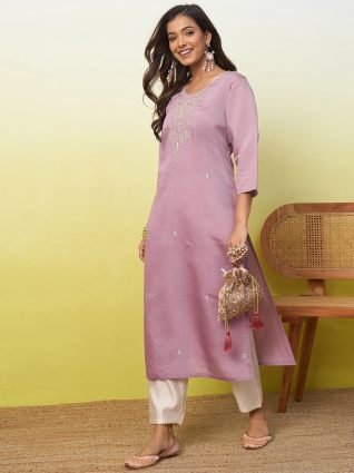 Women Embroidered Silk Blend Straight Kurta