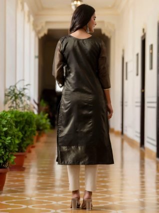 Women Embroidered Silk Blend Straight Kurta