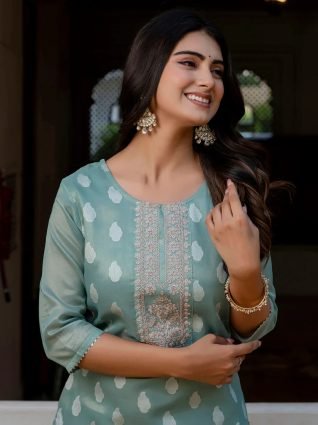 Women Embroidered Silk Blend Straight Kurta