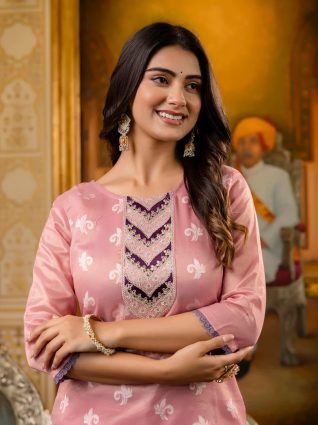 Women Embroidered Silk Blend Straight Kurta