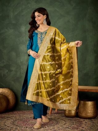 Women Kurta and Pant Dupatta Sets Viscose Rayon Fabrics with Embroidery Handwork