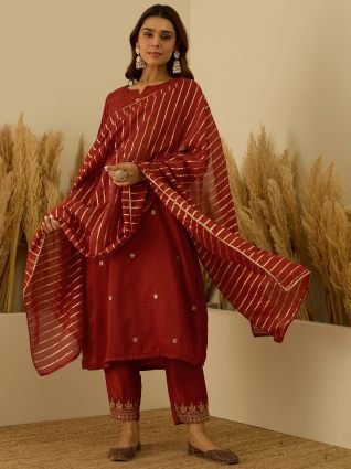 Women Kurta and Pant Dupatta Sets Silk Blend Fabrics with Embroidery Handwork