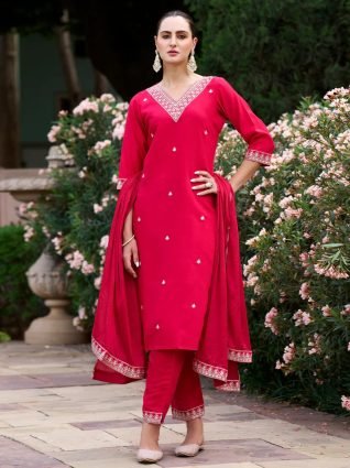  Women Kurta and Pant Sets Silk Blend Fabric