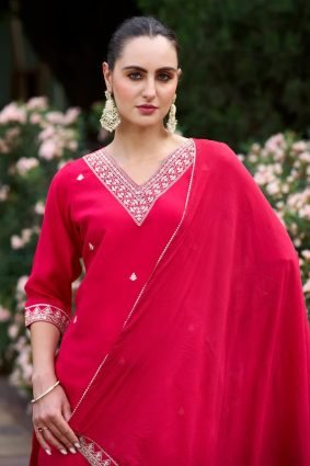 Women Kurta and Pant Sets Silk Blend Fabric