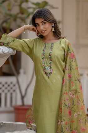 Women Kurta and Pant Sets Viscose Roman Silk Fabric