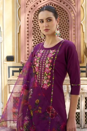 Women Kurta and Pant Sets Viscose Rayon Fabric
