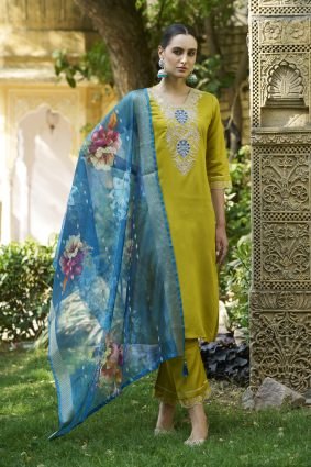 Women Kurta and Pant Viscose Rayon Fabric