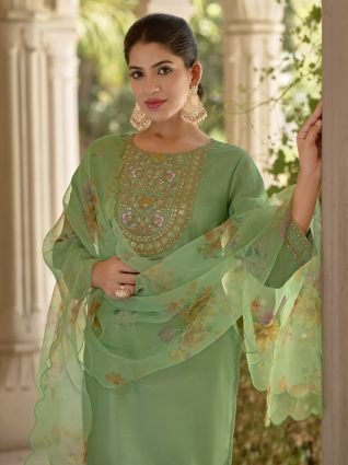 Women Kurta and Trousers Pant Set Silk Blend