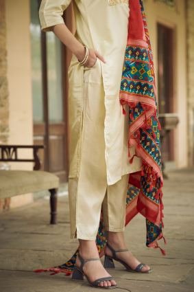 Women Kurta and Trousers Pant Set Silk Blend