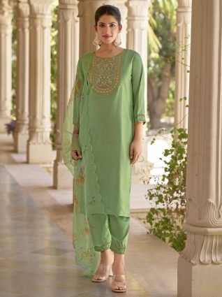 Women Kurta and Trousers Pant Set Silk Blend